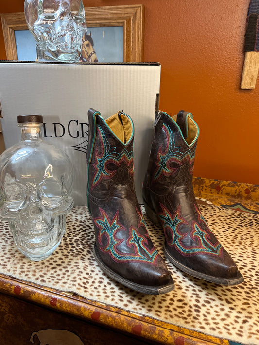 Old Gringo 8 in short