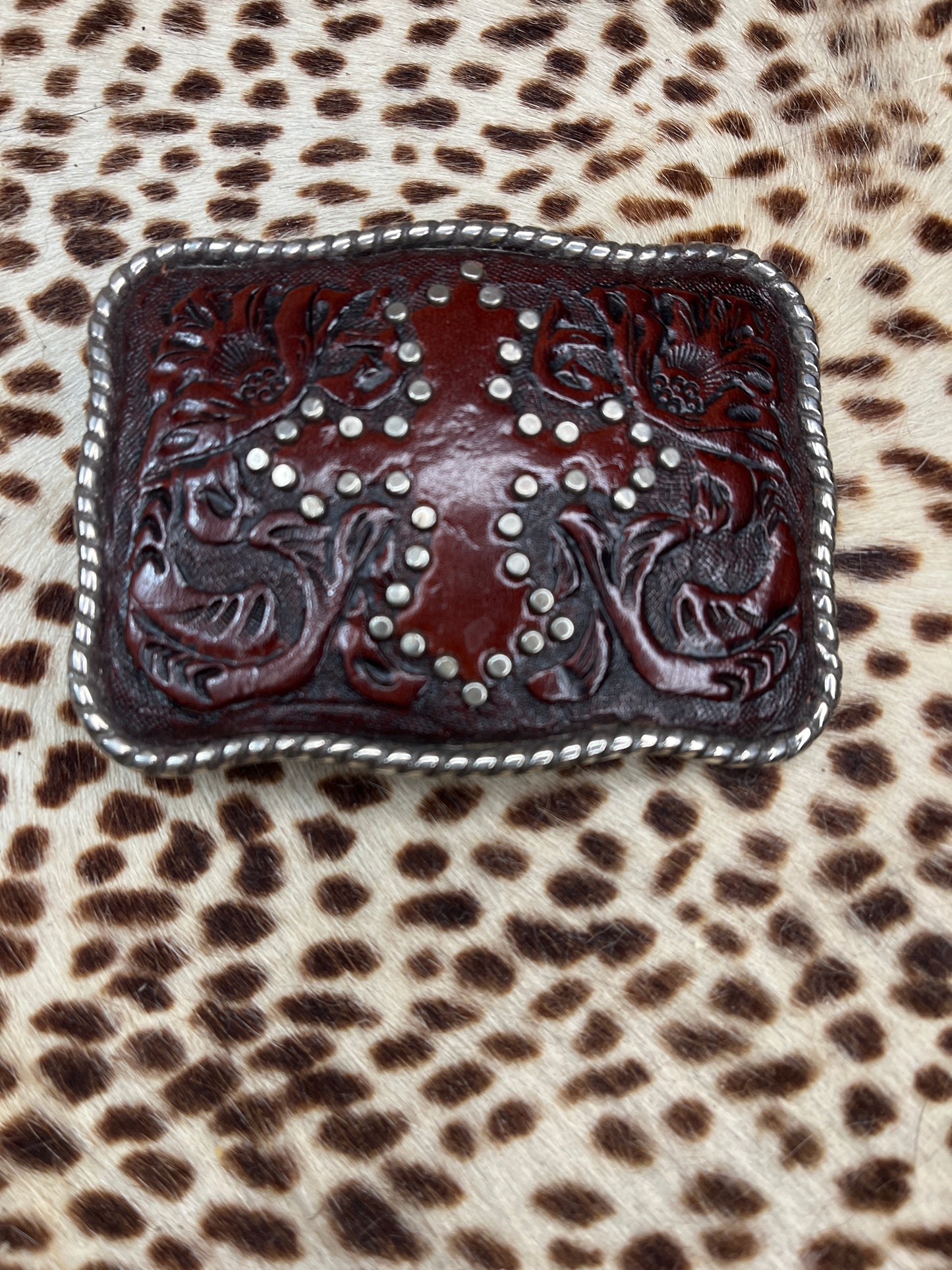 Belt buckle