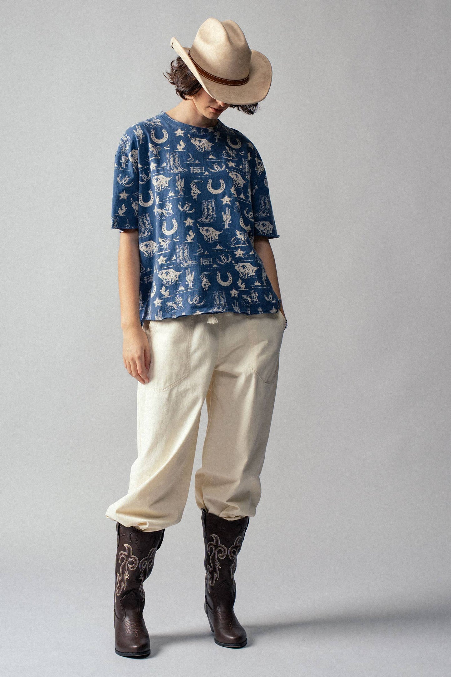 Western Graphic Print Relaxed Fit Tee: CREAM with Navy