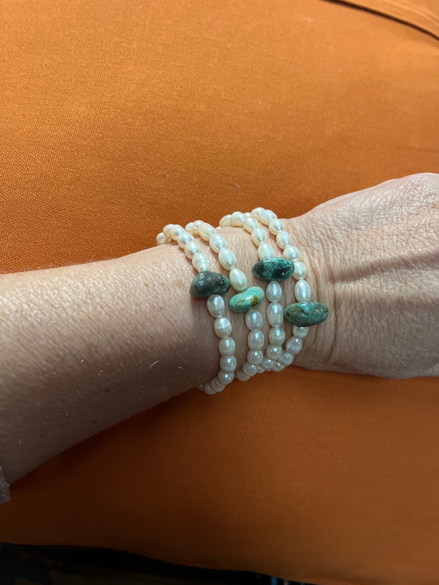 Pearl turquoise stretch bracelet