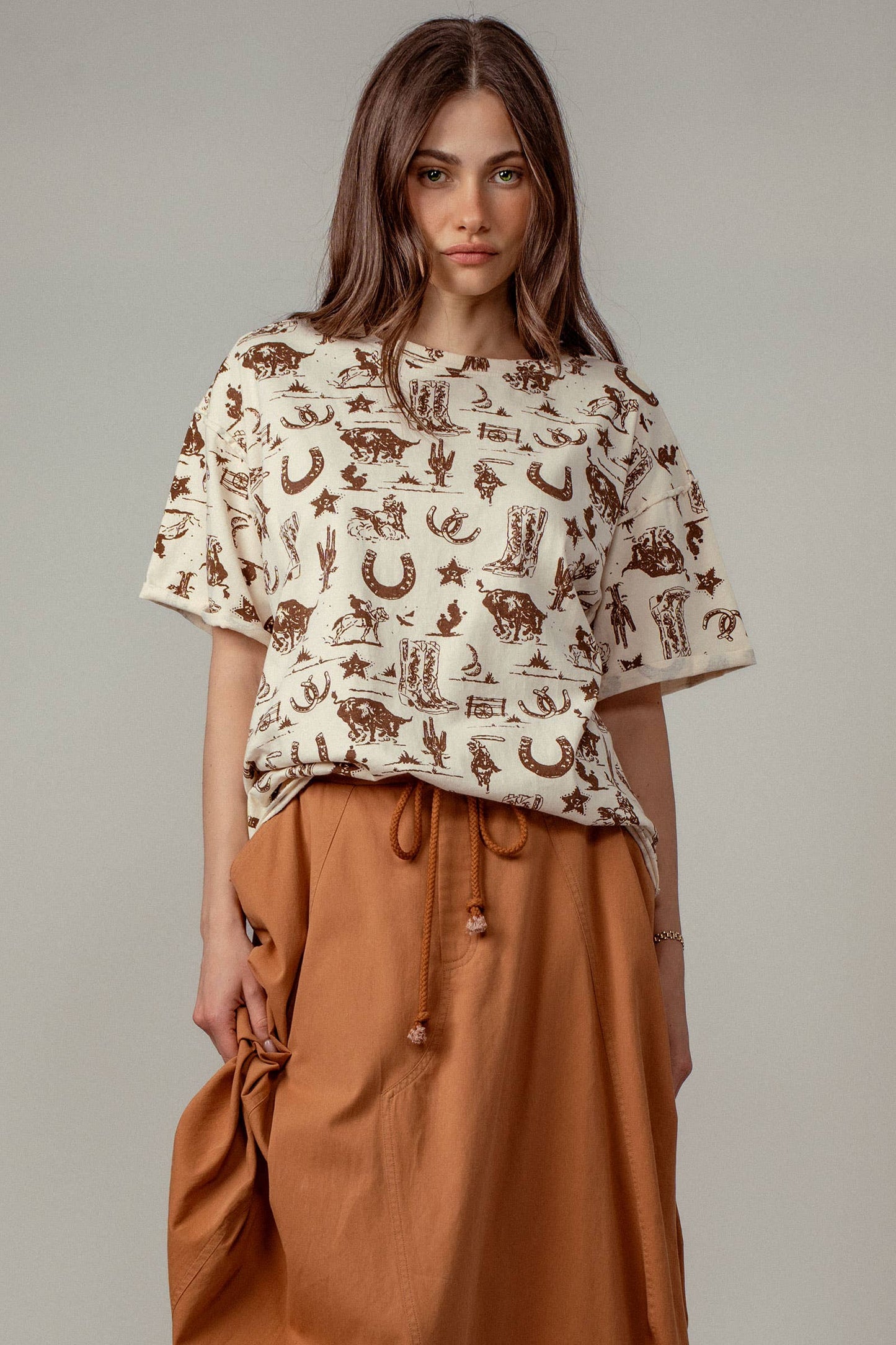 Western Graphic Print Relaxed Fit Tee: CREAM with Navy