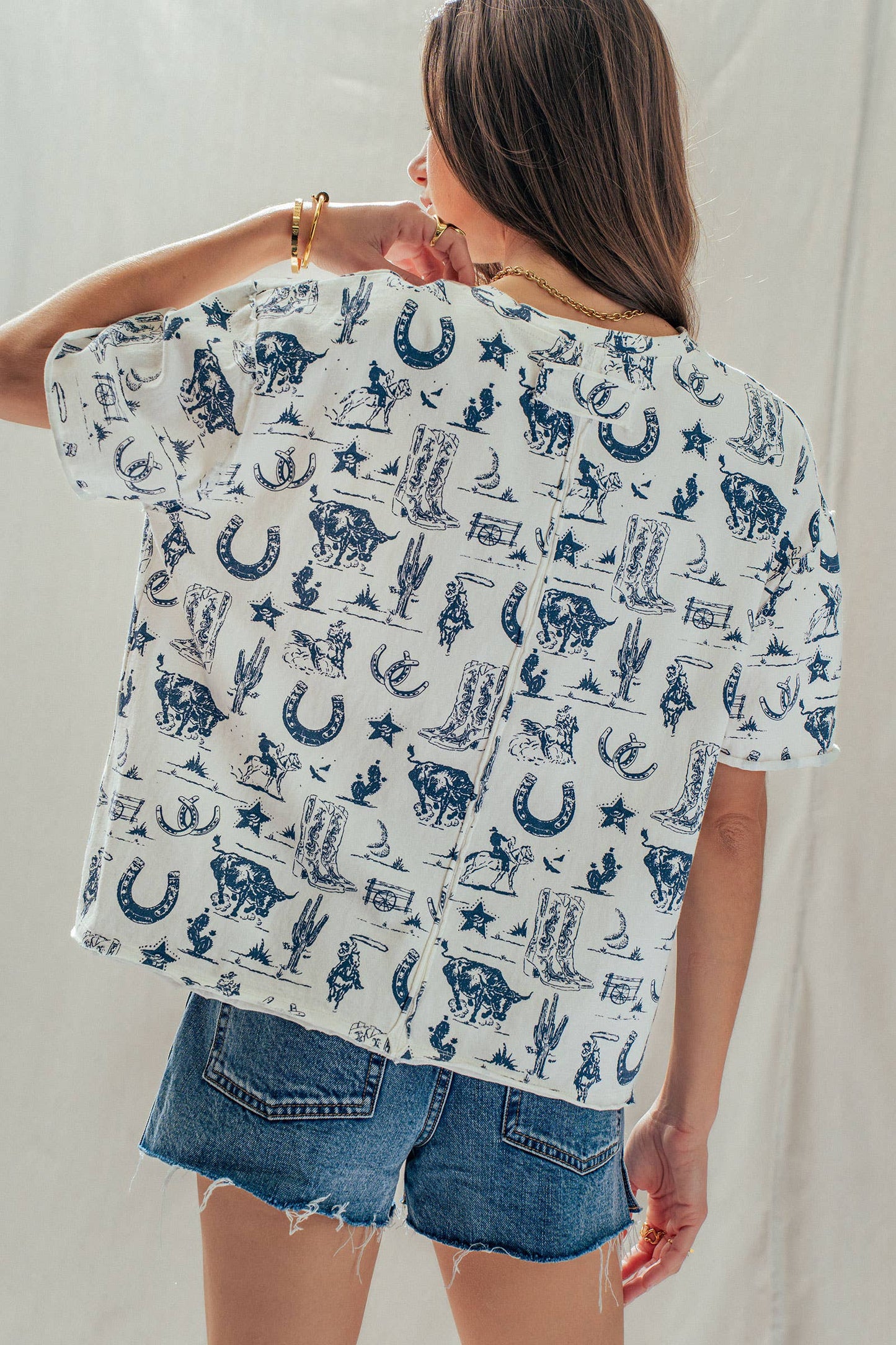 Western Graphic Print Relaxed Fit Tee: CREAM with Navy