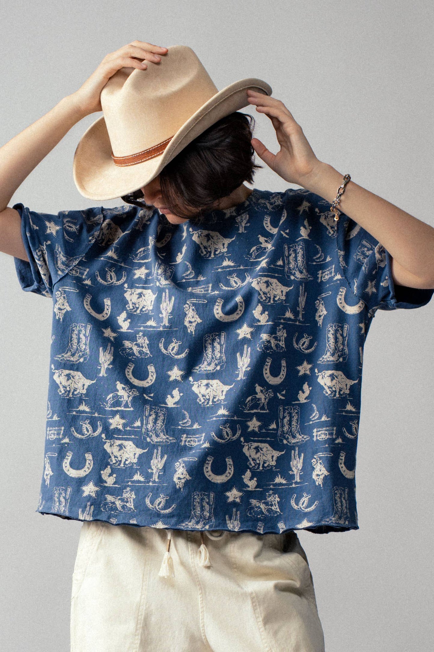 Western Graphic Print Relaxed Fit Tee: CREAM with Navy