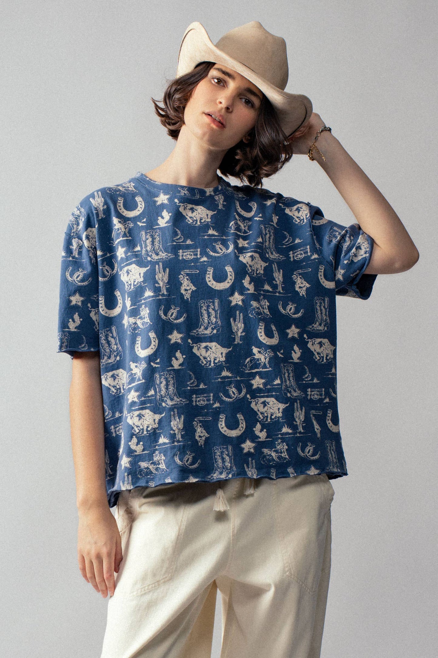 Western Graphic Print Relaxed Fit Tee: CREAM with Navy