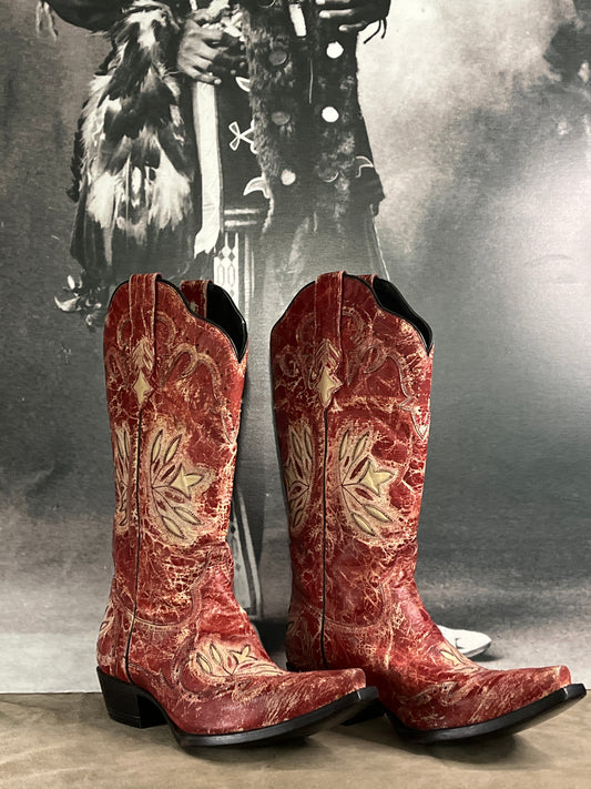 Red Black Star boots