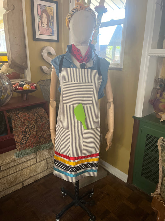 Ribbon apron