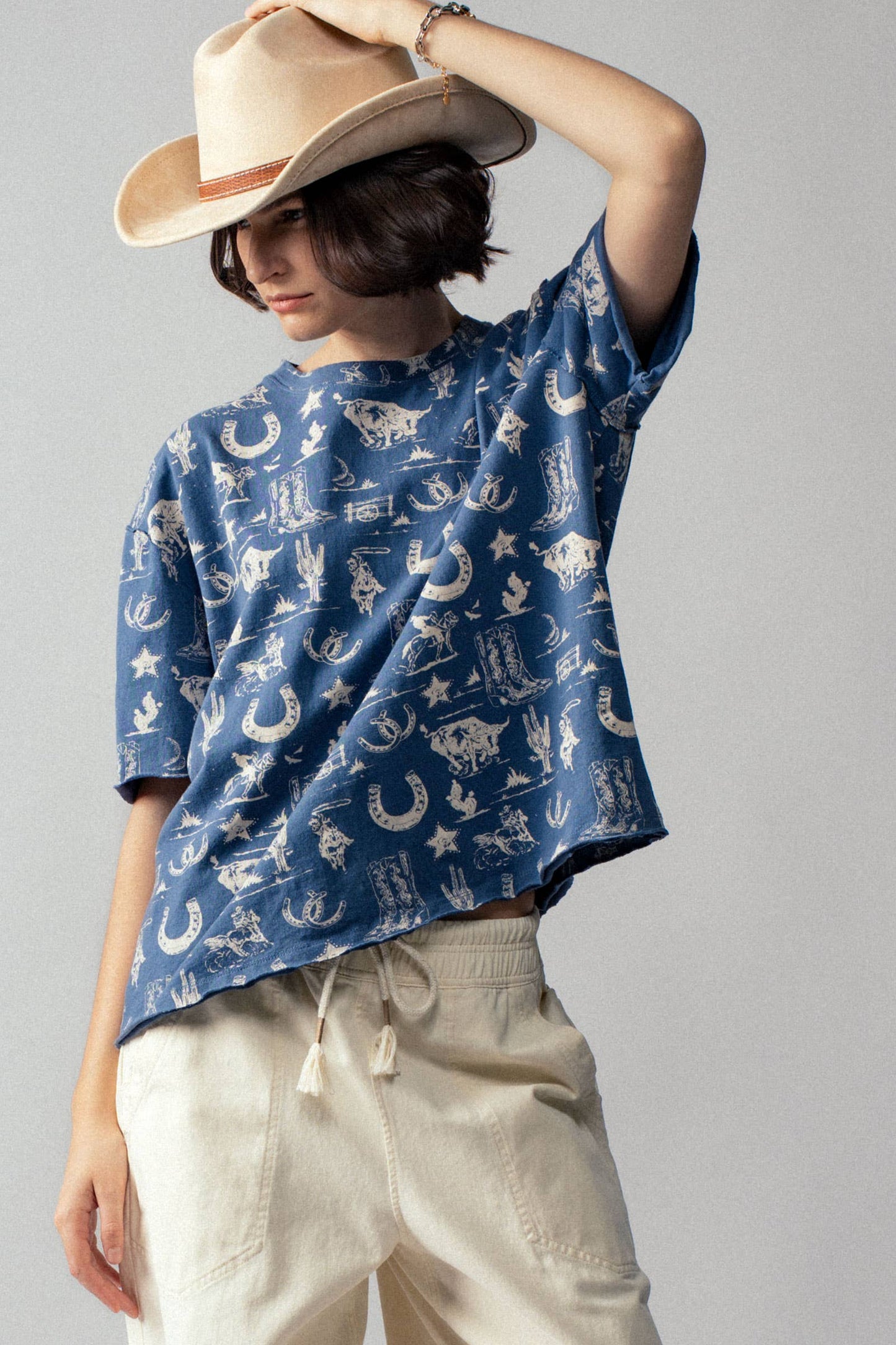 Western Graphic Print Relaxed Fit Tee: CREAM with Navy